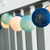 ^ “WOVEN BALL FAIRY LIGHTS” ΜΠΛΕ & ΑΣΠΡΗ ΜΠΑΛΑ 20 LED ΛΑΜΠΑΚ ΣΕΙΡΑ ΜΠΑΤΑΡ(2xΑΑ) ΘΕΡΜΟ ΛΕΥΚΟ IP20